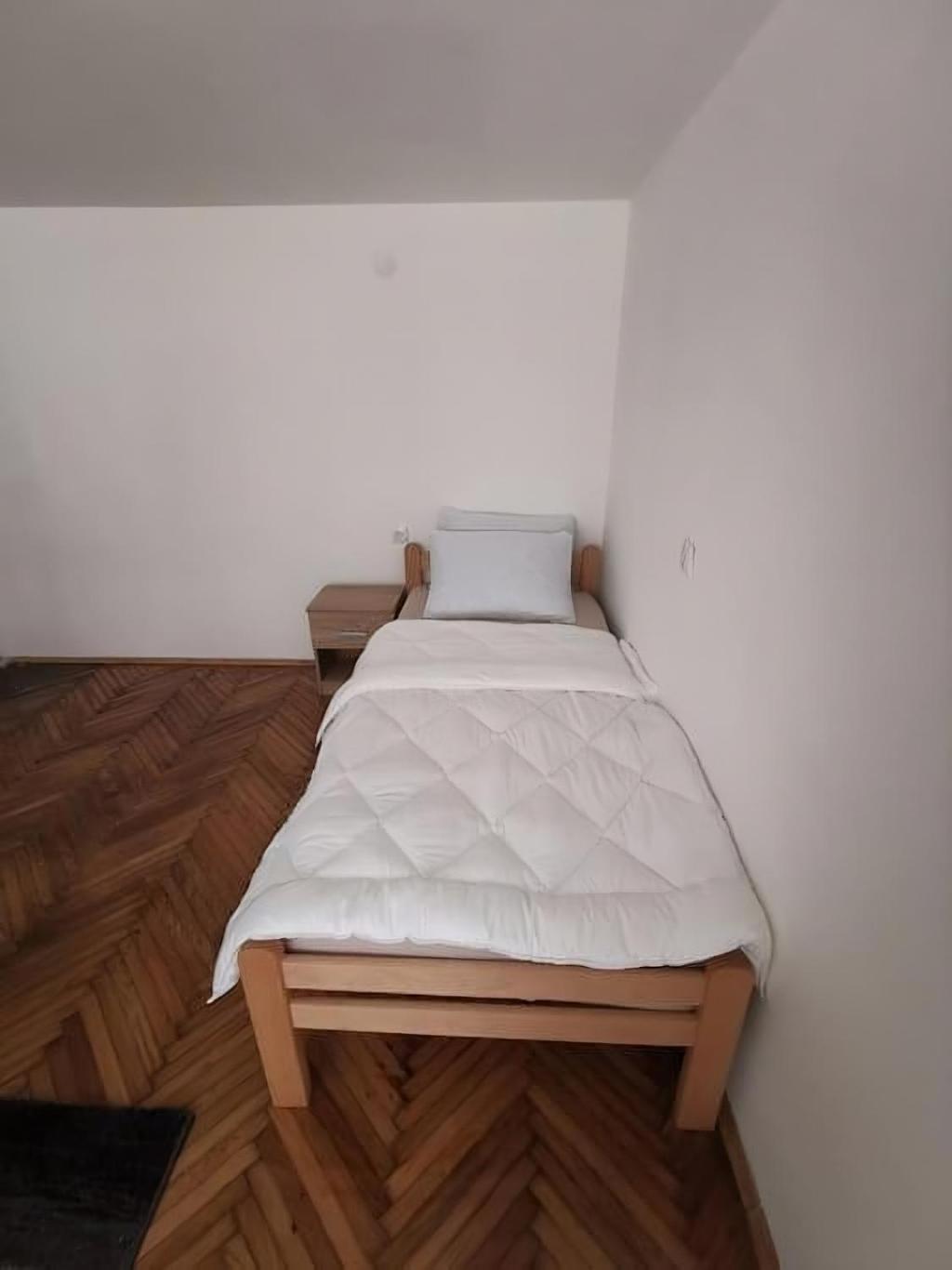 Nov U Mirnoj Ulici U Centru Beograda